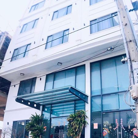 Ht Hotel Xuyên Mộc Exterior foto