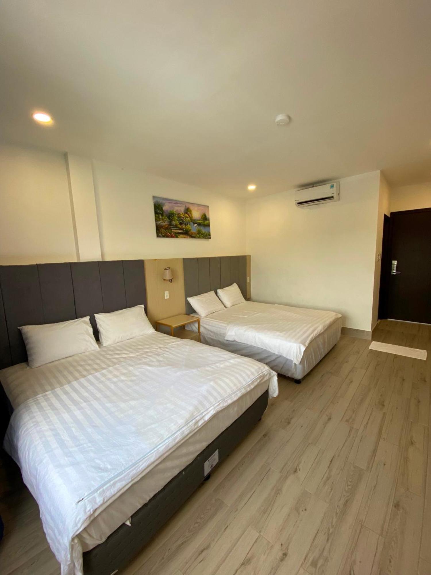 Ht Hotel Xuyên Mộc Exterior foto