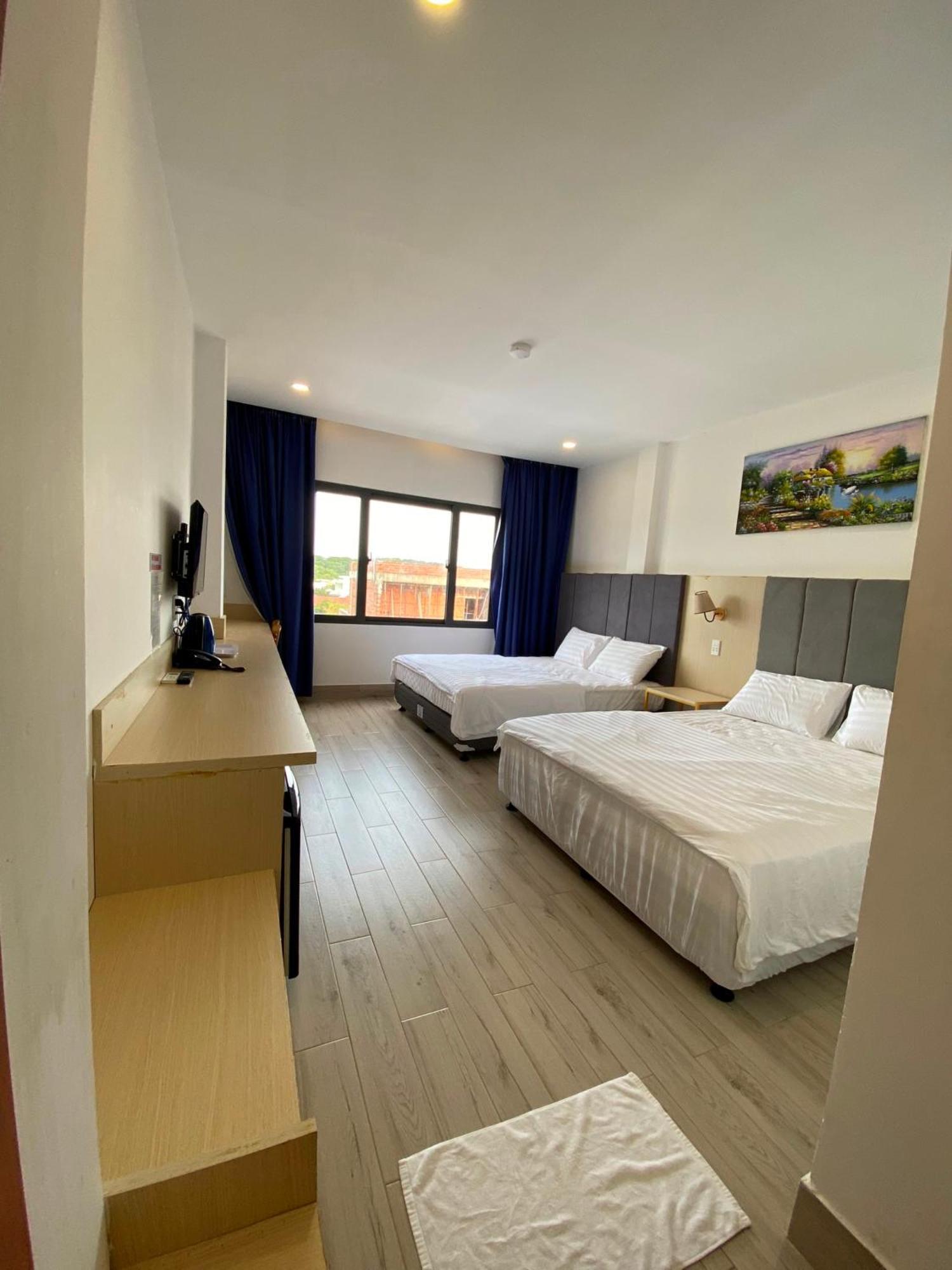 Ht Hotel Xuyên Mộc Exterior foto